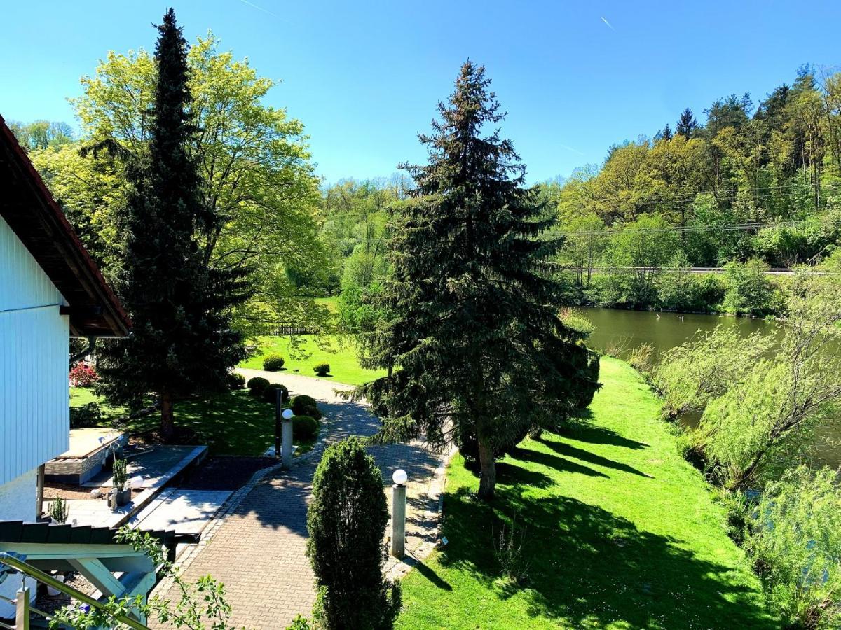 Apartment Direkt An Der Waldnaab Neustadt an der Waldnaab Eksteriør bilde